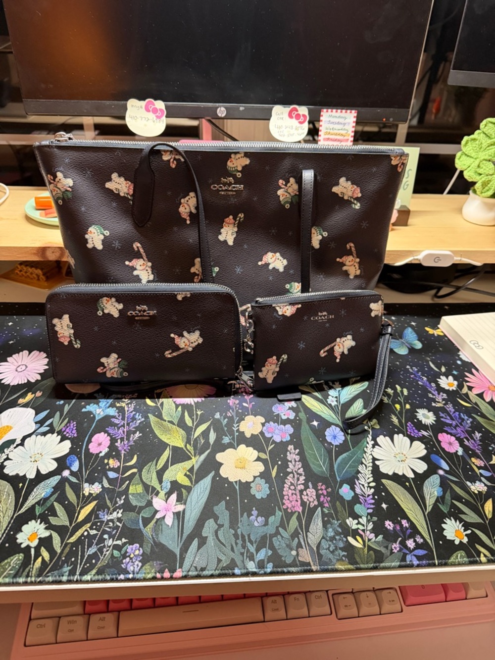 Coach City Zip Snowman Tote with Wallet and Wristlet